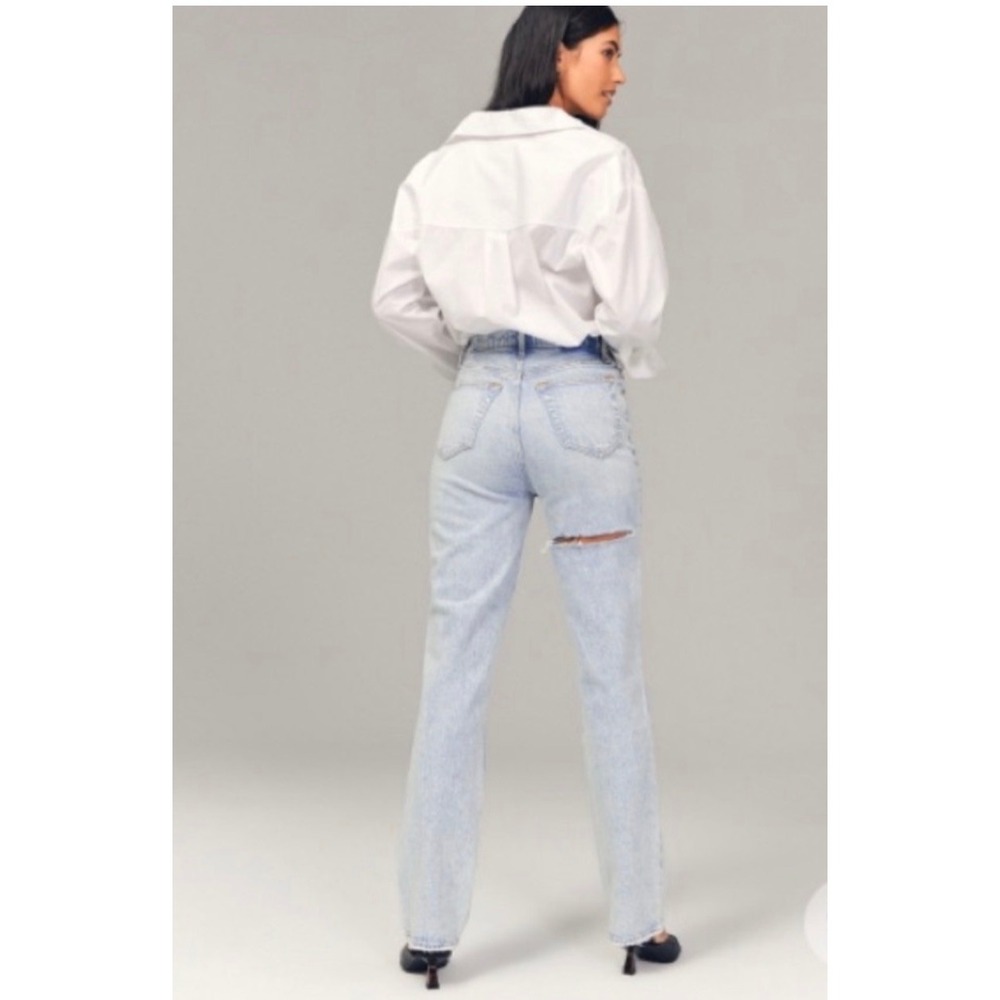 Abercrombie & Fitch The 90s Straight Ultra High Rise Jeans Light Wash 27 4 Long